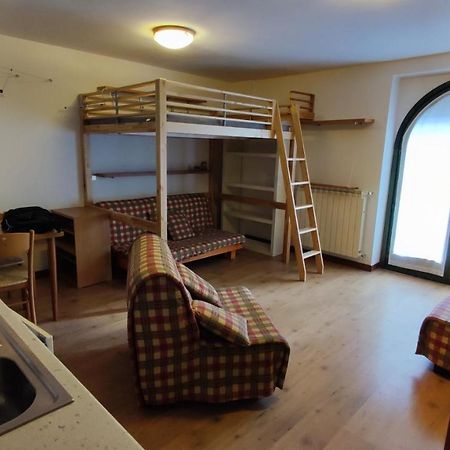 Casa Aprica Piste Da Sci Baradello Apartment Luaran gambar