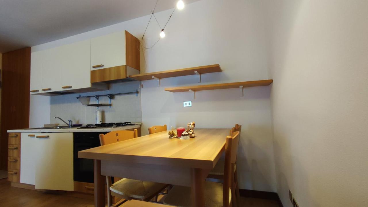 Casa Aprica Piste Da Sci Baradello Apartment Luaran gambar
